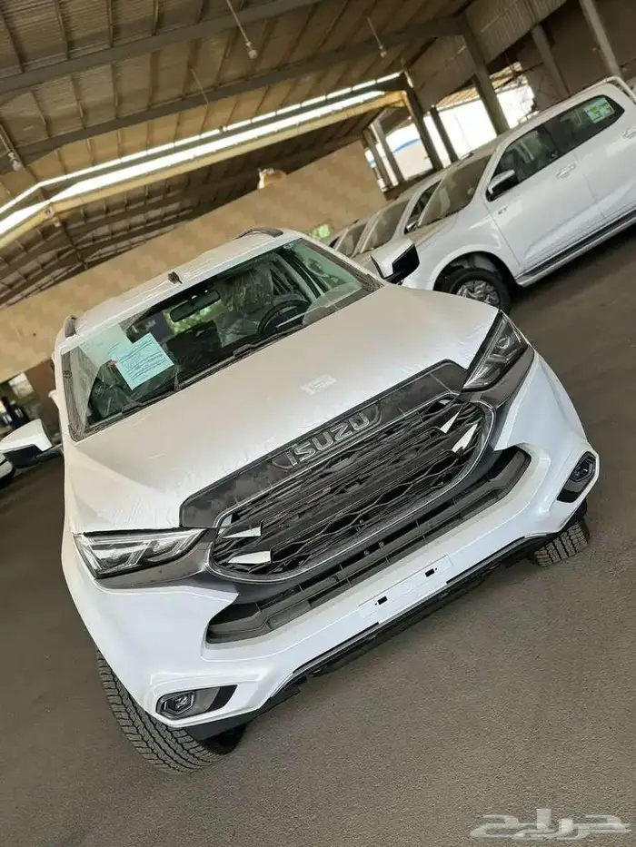 ايسوزو جيب MUX فل كامل 0