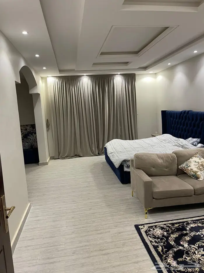 فيلا بتكييف ومطبخ للايجار ب 5 الاف بحي الحزم 11