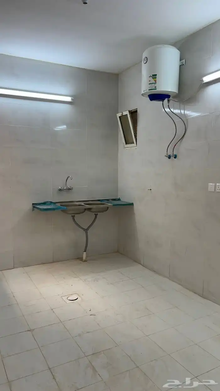 شقة عزاب كبيرة للإيجار الشهري حي بنبان 3