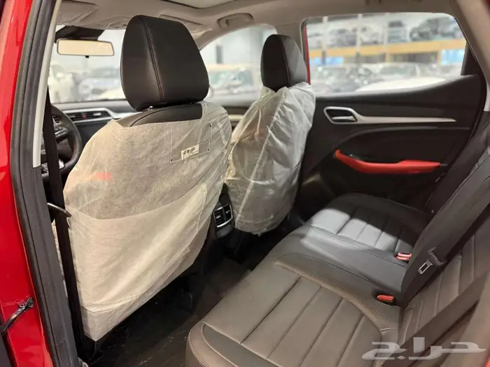 ام جي ZS 2024 تيربو SUV سيارة اقتصادية وعملية 12