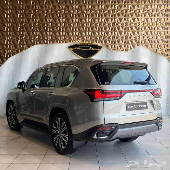 LEXUS LX 600 URBAN 2022 SILVER 4