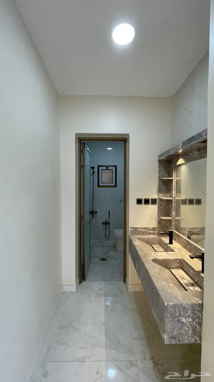 للبيع فيلا دورين ونص 10