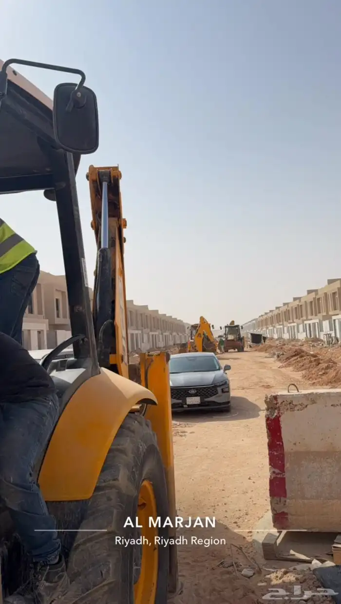 عرجا للإيجار سائق هندي محترف 0