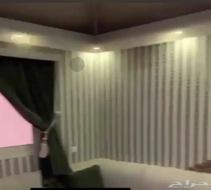 ديوانيه نظيفه للبيع بالعفش 0