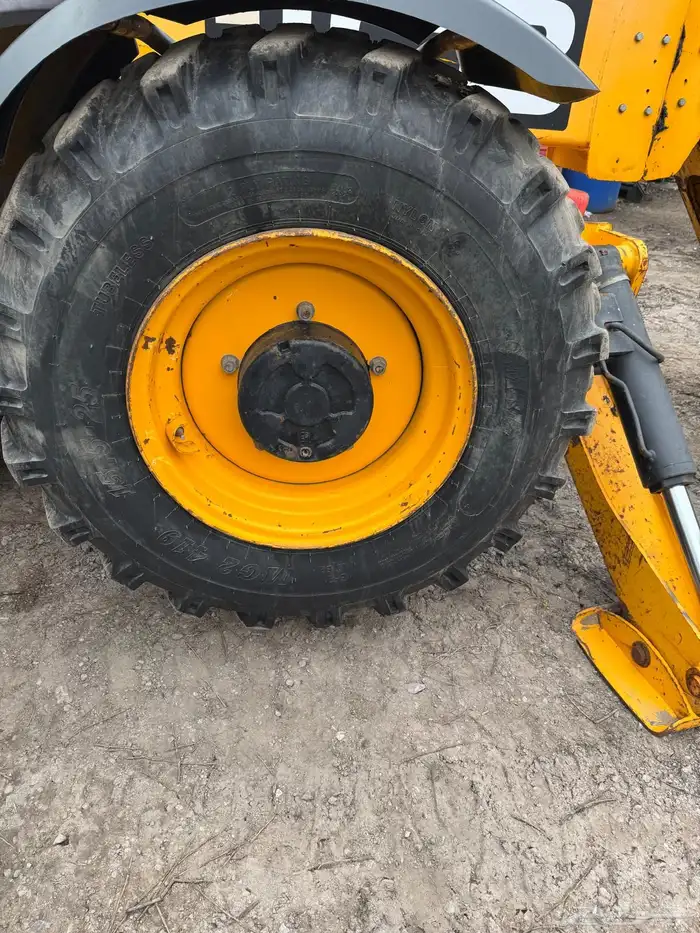 JCB 535-140 FOR SALE 4