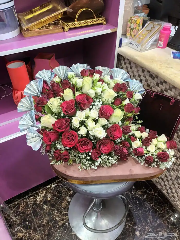 منسق ورد يبحث عن عمل 72