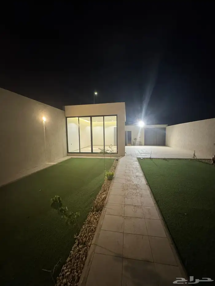 شاليه جديد بالنقيب للايجار سنوي 24 8