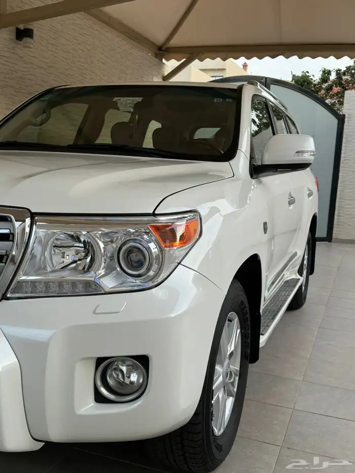 ((( مباع ))) لاندكروزر 2015 GXR (V8) 2