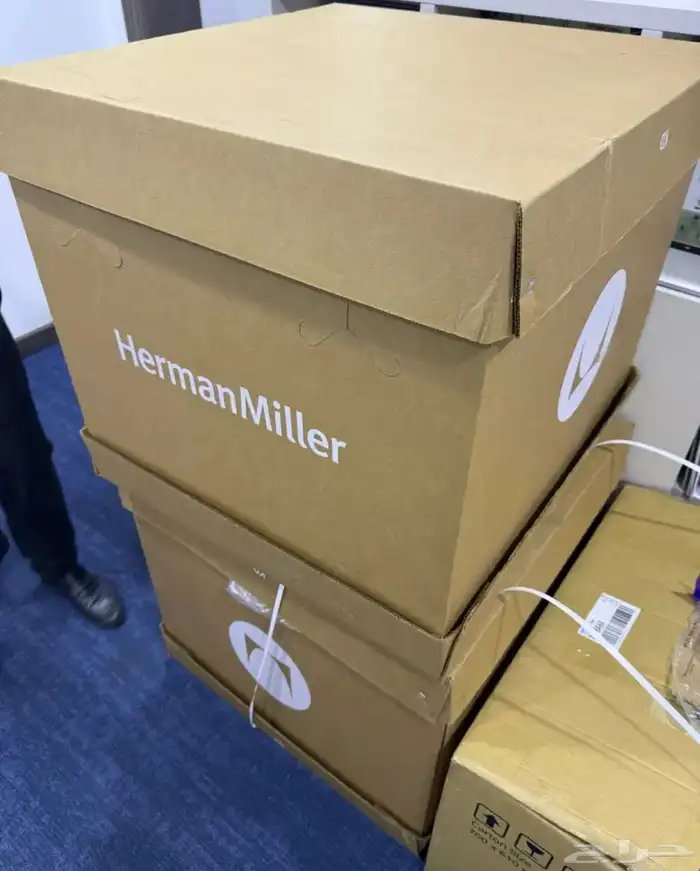 هيرمان ميلر ايرون ريماستر Herman miller Aeron remastered 17