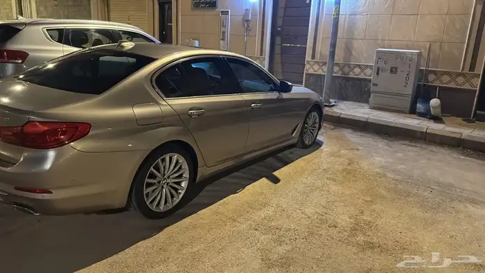 بي ام دبليو موديل 2018 الفئة الخامسة 540I ستة سلندر تيربو 0