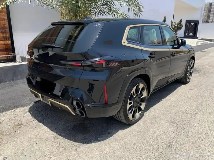BMW X 2023 12