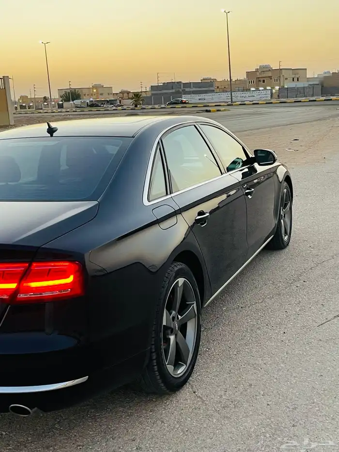 اودي A8 فل كامل 6