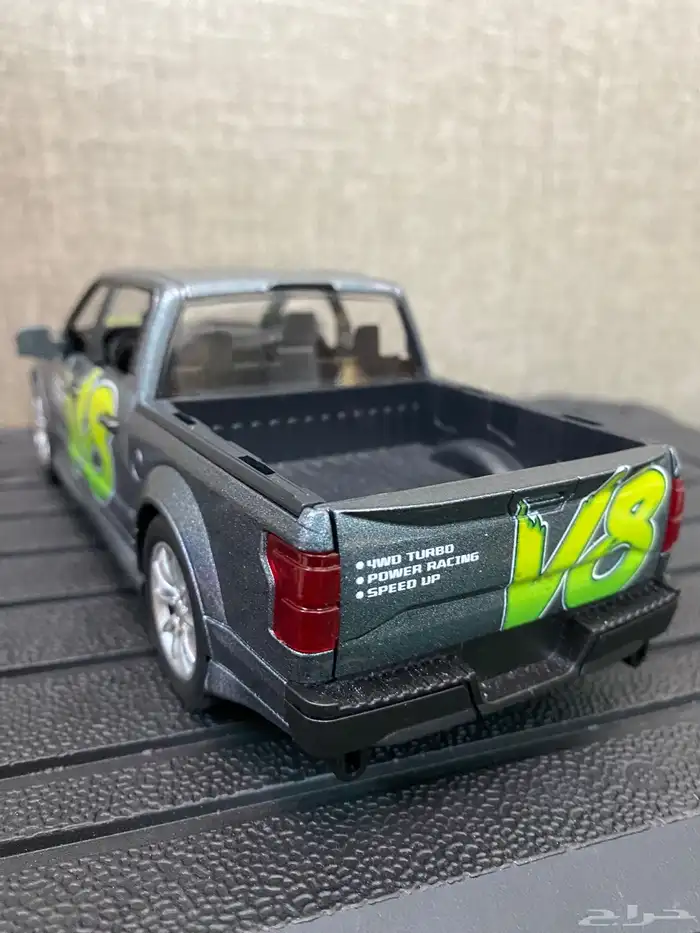 مجسمات سيارات للبيع 22