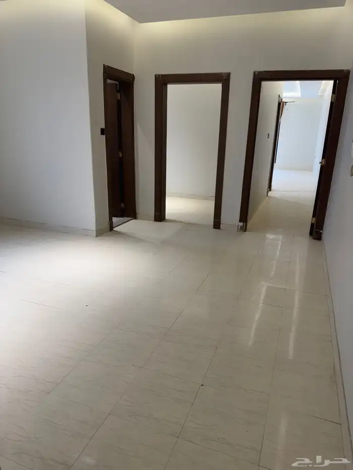 للإيجار فيلا 225 متر حي النرجس جنوب طريق انس 25