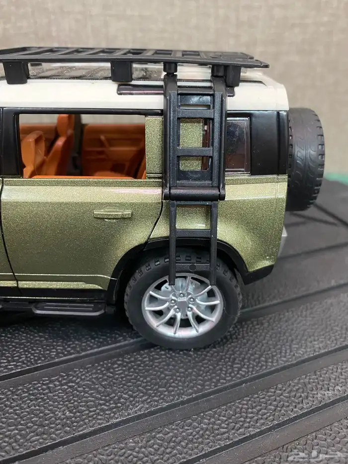 مجسمات سيارات للبيع 18