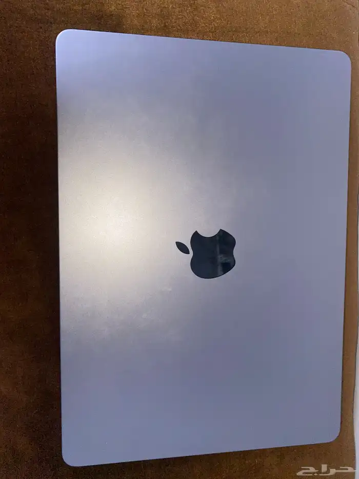 إعلان بيع جهاز MacBook Air M2 (2022) 2