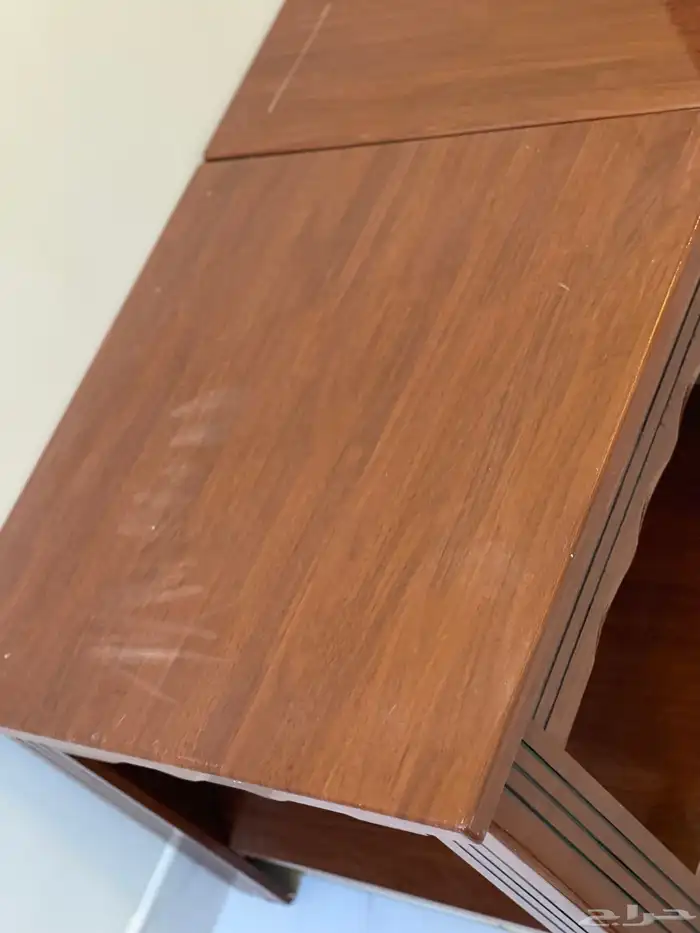 طاولتين خاليه من الكسر ب 20 وقفص عصفور جميل100 1