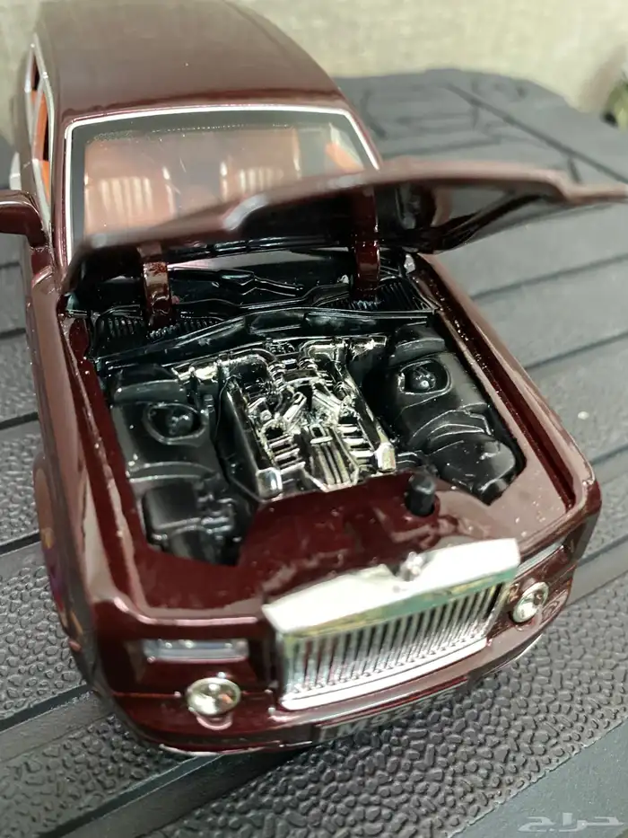 مجسمات سيارات للبيع 30