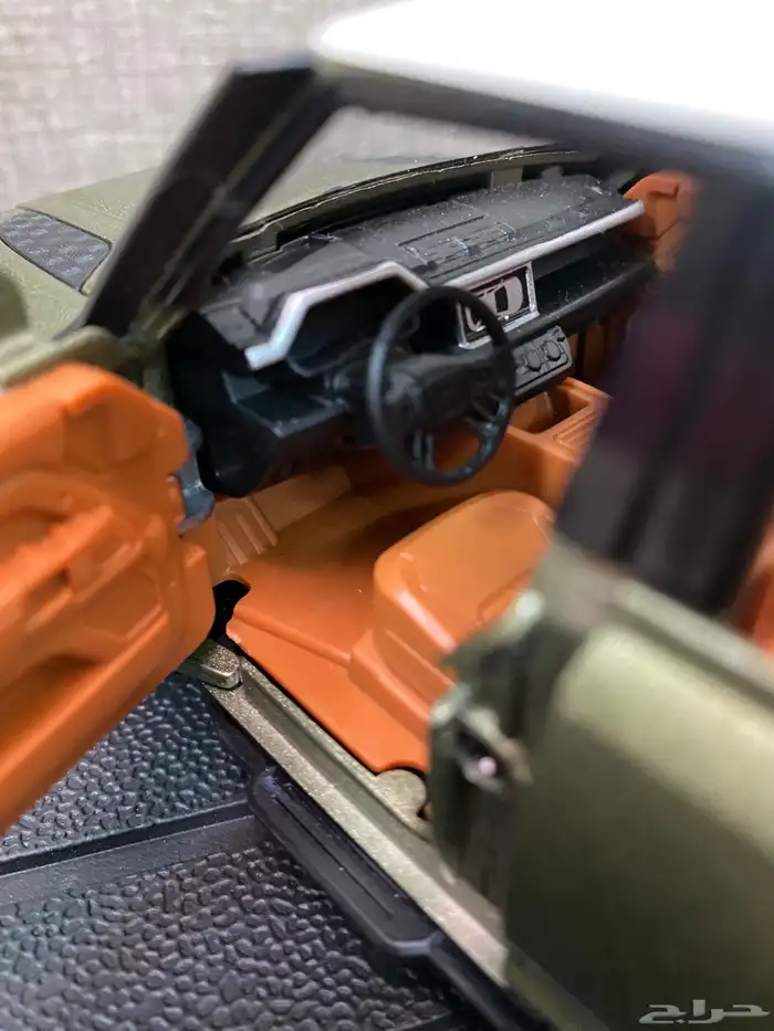 مجسمات سيارات للبيع 16