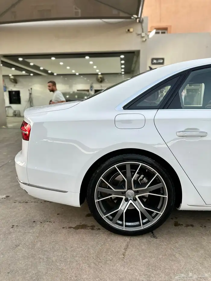 اودي A8Lنظيف جدا 8