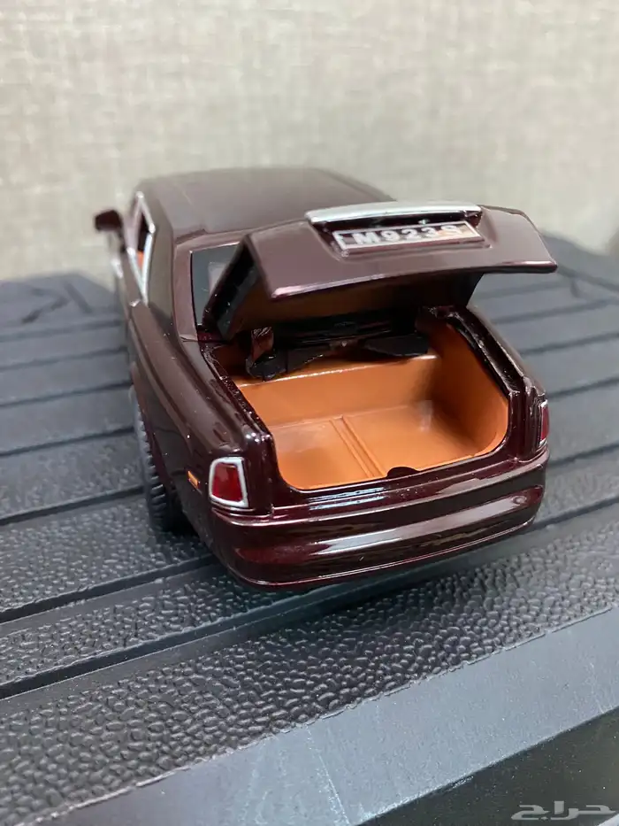 مجسمات سيارات للبيع 28