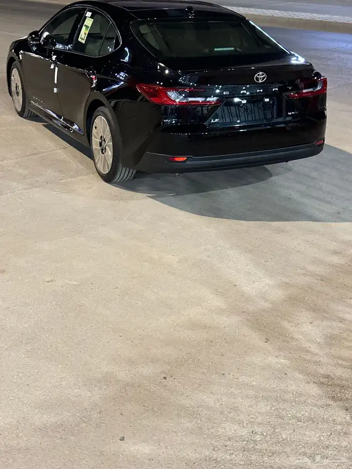 كامري 2025 LE هايبرد 123.000 18