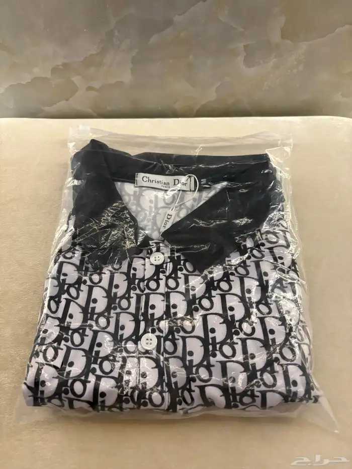 تي شيرت Dior 0