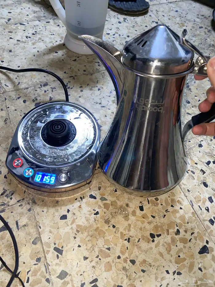 للبيع دلة قهوة كهربائية بسعر مناسب 2