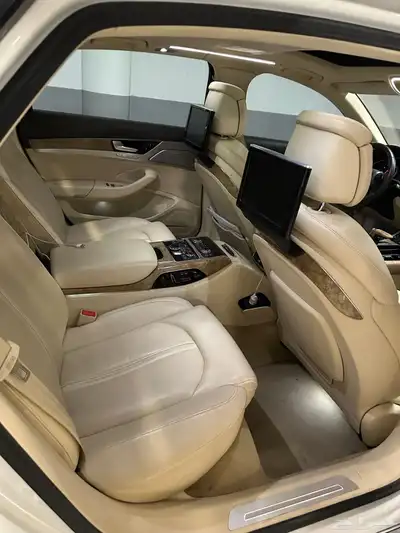 Audi A8 2011 - 129.000KM 12