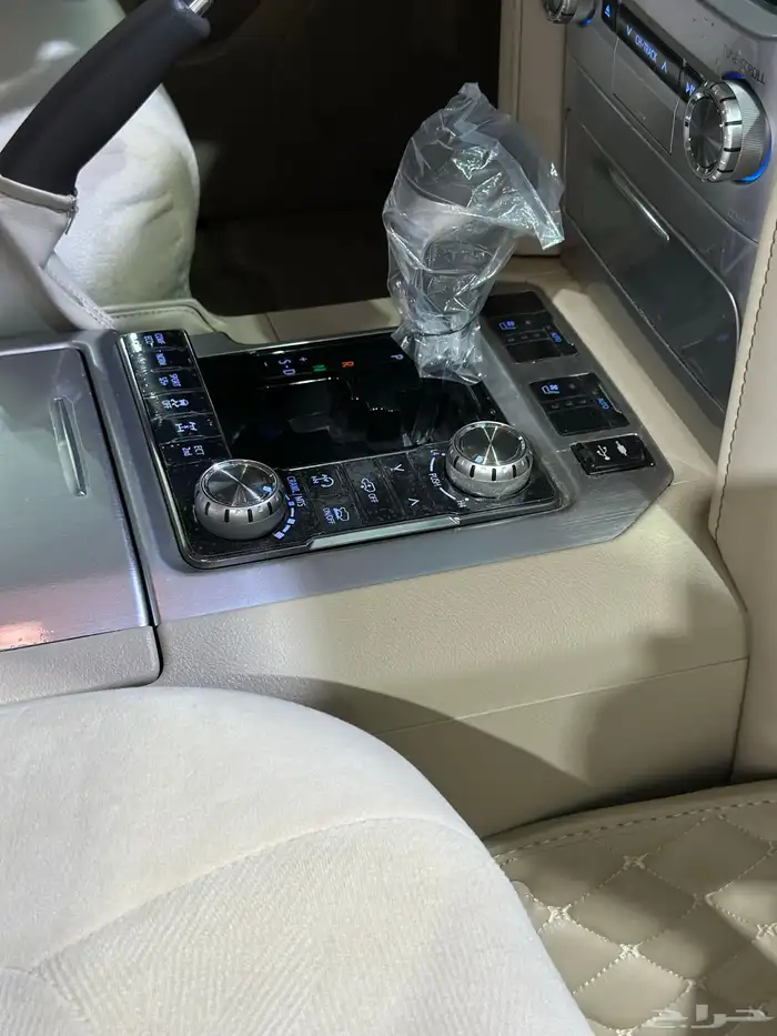 لاندكروزر مديل 2021 VXS اعلى فئه 16
