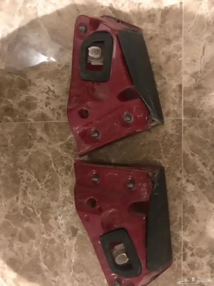 اسطب نص الي على شنطه أوديA8 2012 2