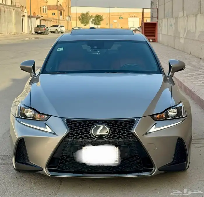 لكزس IS F SPORT 300 2018 0