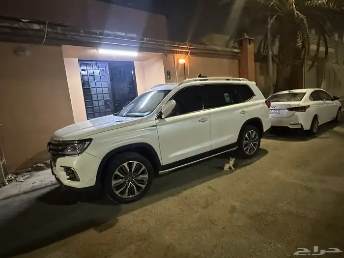 سيارة mg rx8 ام جي ار اكس 8 2