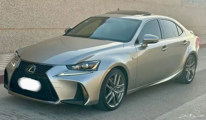 لكزس IS F SPORT 300 2018 6