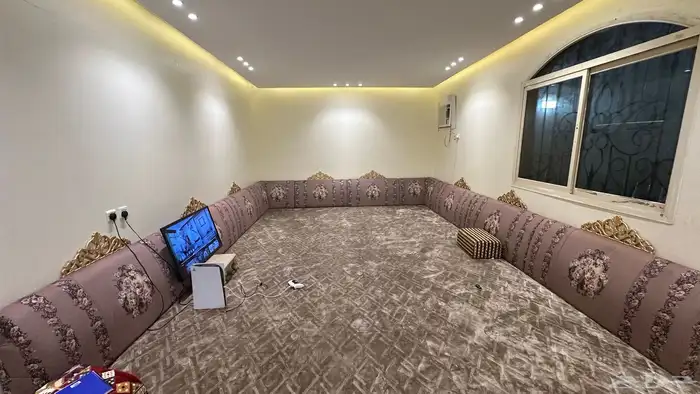 مخاد مجلس للبيع 0