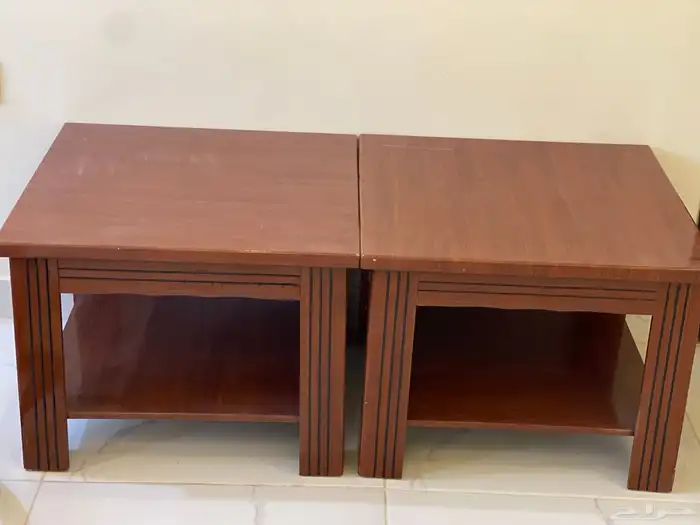 طاولتين خاليه من الكسر ب 20 وقفص عصفور جميل100 0