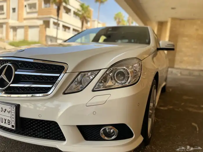 مرسيدس 550 E بحالة المصنع 2010 (تم البيع) 23