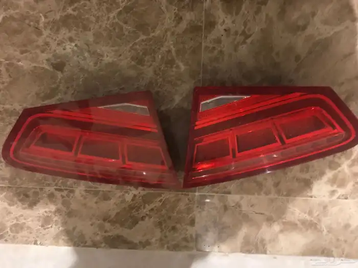 اسطب نص الي على شنطه أوديA8 2012 1