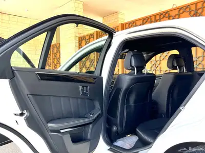 مرسيدس 550 E بحالة المصنع 2010 (تم البيع) 31