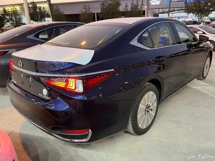 لكزس ES250 سعودي م2025 متوفر جميع الالوان ومتاح اقساط وكاش 6