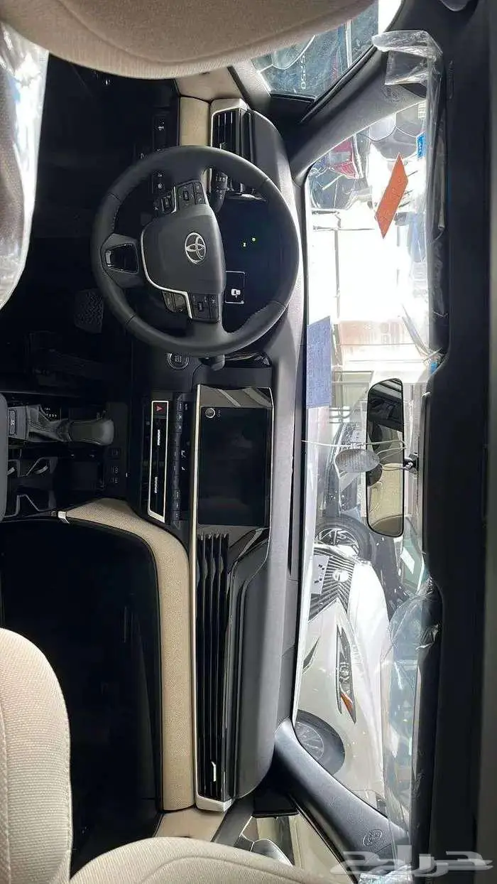 كامري LE ابيض 4