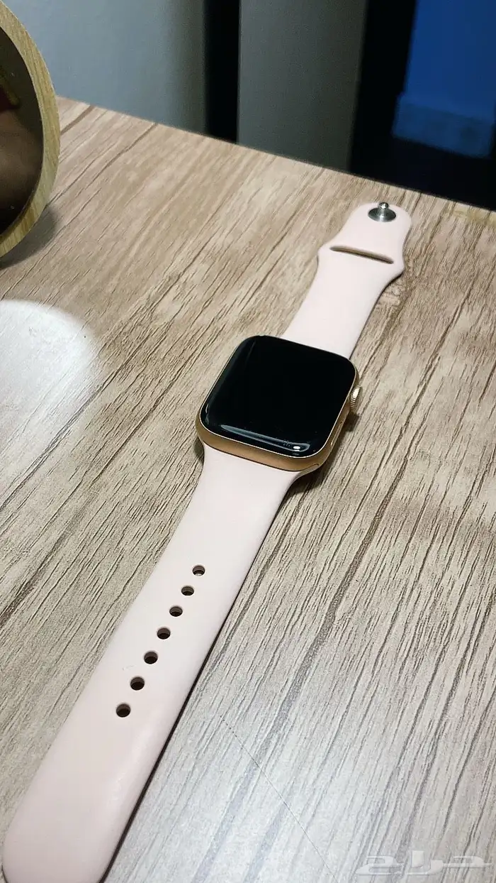 ساعه ابل واتش Apple Watch جديدة 0