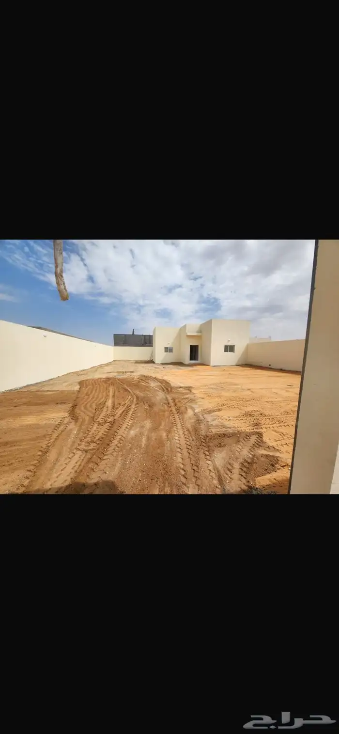 للبيع شاليه ب 220 الف بحي المداين 0