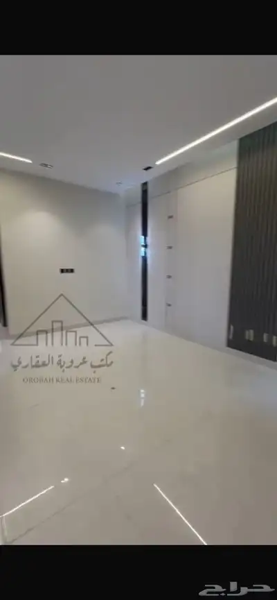 نص دور للبيع حي الفلاح 5