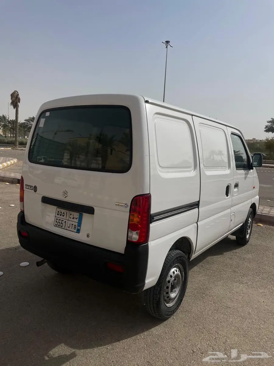 فانات باصات بضاعة للايجار للشركات اللوجستية والمطاعم 5