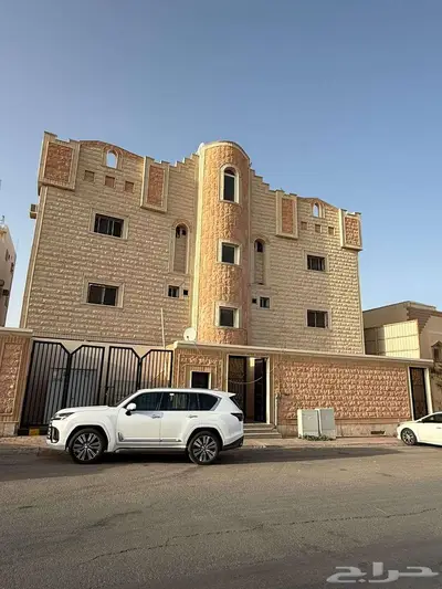 عمارتين للبيع في حي بدنة 2