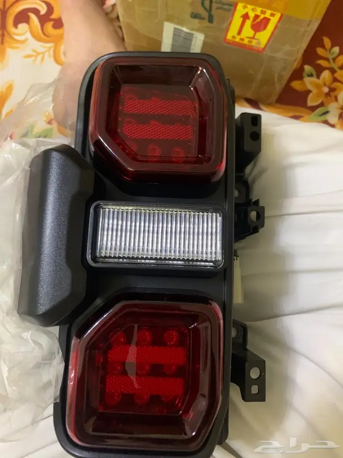اسطبات فورد برونكو اسطب خلفي جهة اليسار فقط 0
