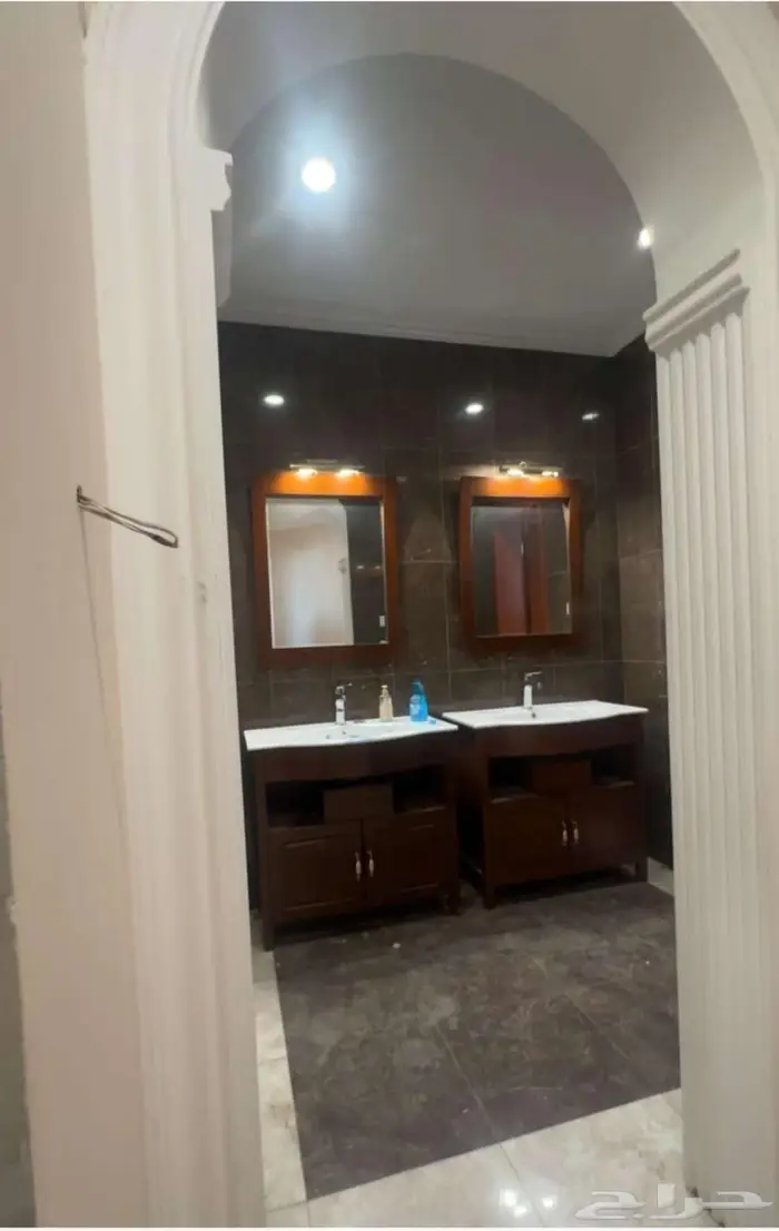 مغاسل مع المرايا Washbasin with mirrors 4