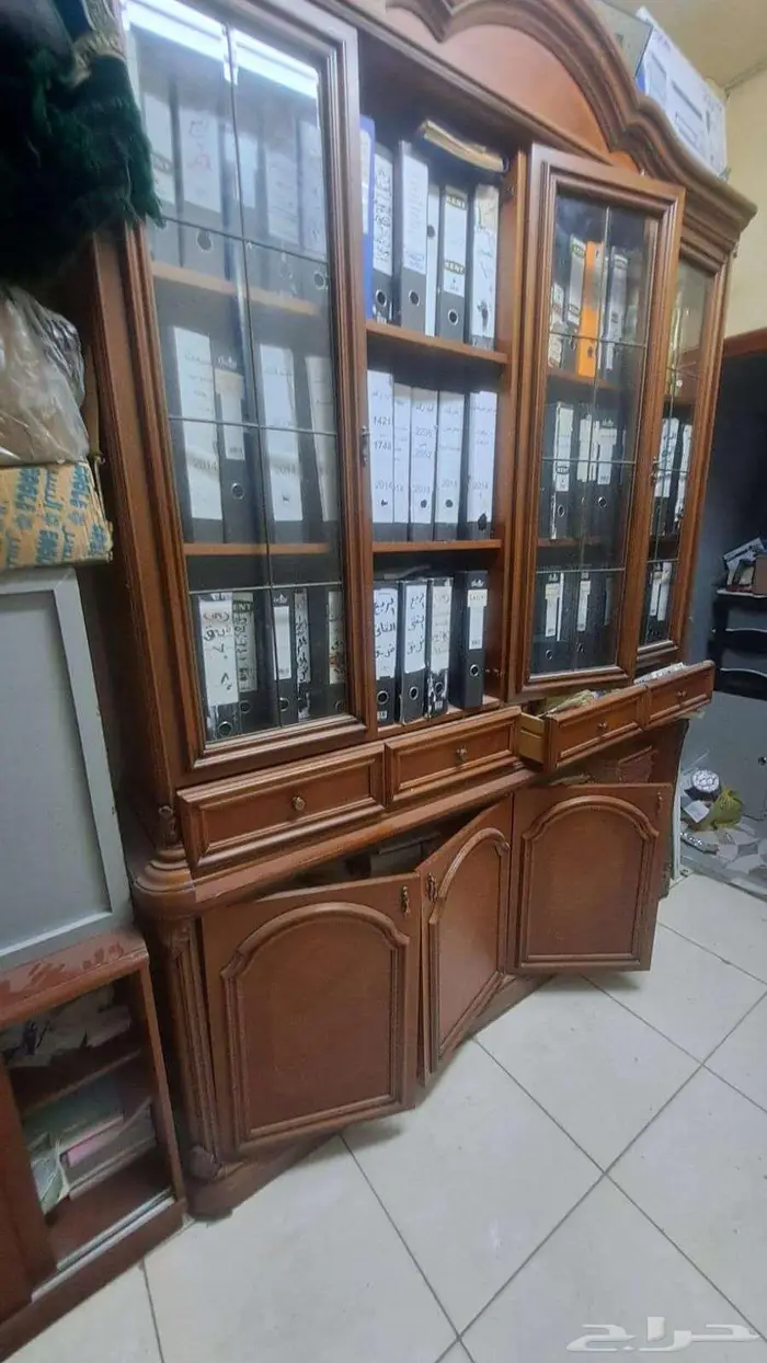 دولاب للبيع 0