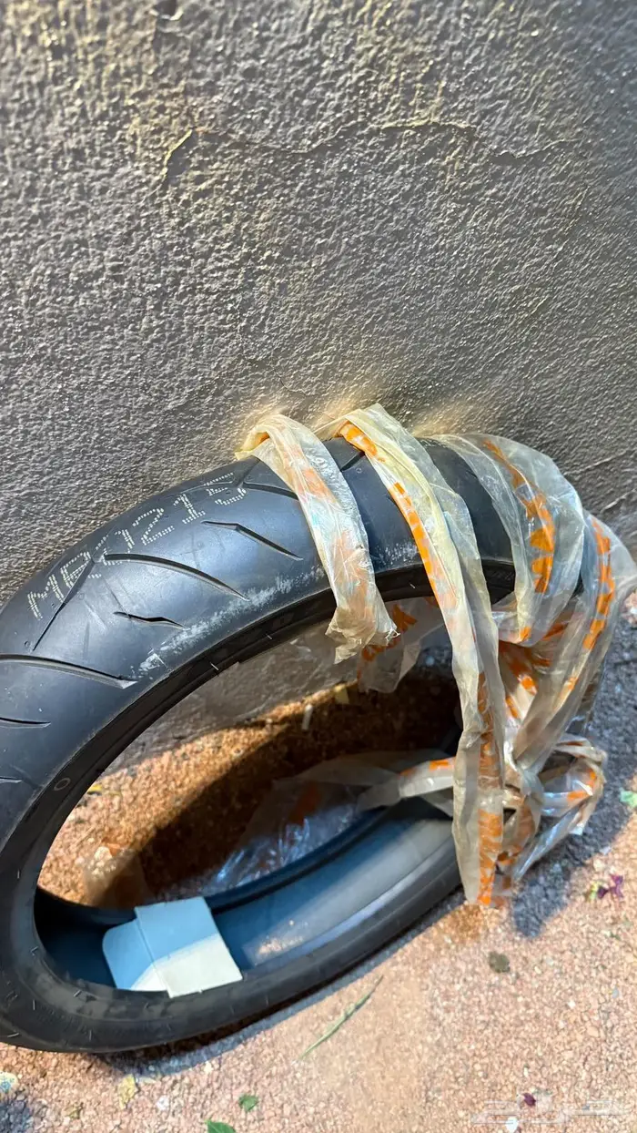 للبيع كفر ماكسس جديد لدباب ريس امامي جديد ماستخدم 120 70 17 2